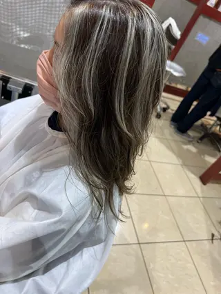 ミディアム 坂本 優輝のヘアスタイル