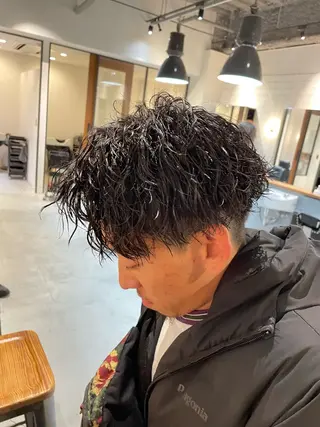 ショート QUONHEAL(クオンヒール)所属・重名 陸のヘアスタイル