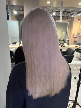 セミロング カラー Lia所属・皆木 智晴のヘアスタイル