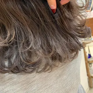 ミディアム カラー ヘアアレンジ 【Sweep】おじま のぞみのヘアスタイル