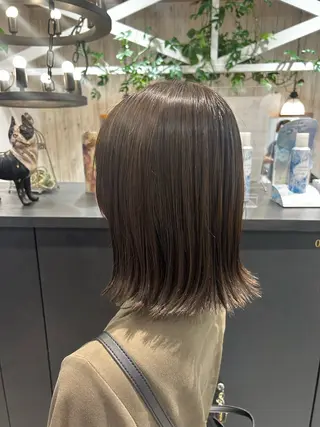 ミディアム 大槻 ハルカのヘアスタイル
