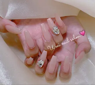 ネイル U·Mi nail salon所属・U·MI 上野御徒町店のネイルデザイン