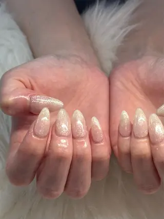 ネイル Loa　salon所属・小畑 寧捺のネイルデザイン