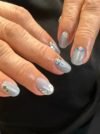 ネイル uinail【ウイネイル】所属・uinail 【ウイネイル】のネイルデザイン