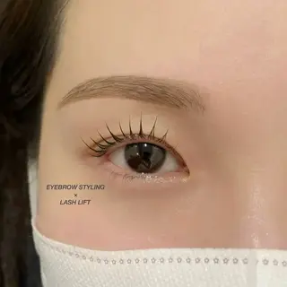 マツエク・マツパ une fleur RISAの眉毛・アイブロウイメージ