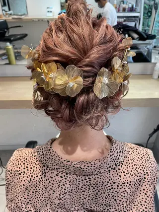 ミディアム カラー ヘアアレンジ arrow🖤 もえみのヘアスタイル