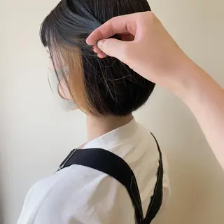 ショート カラー 顔周りレイヤー 🎀マリノのヘアスタイル