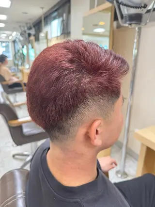 カラー 岡田 桃のマツエク・マツパデザイン