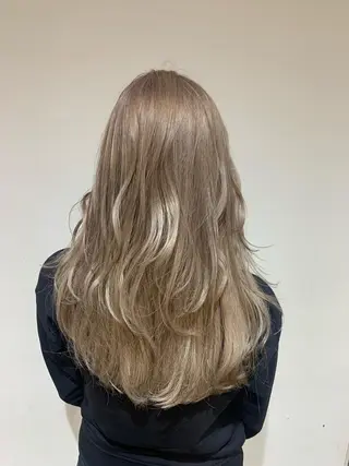 ロング ケリーズグリーン所属・ショート/ボブ 森田/嵩士のヘアスタイル