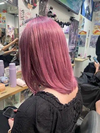 ミディアム 🍭ハイトーン/ デザインカラー🦄のヘアスタイル