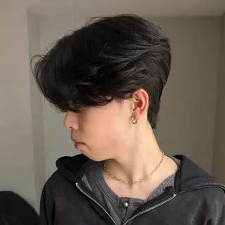 パーマ メンズ GO TODAY シェアサロン原宿 Verno所属・センターパート特化/ メンズカット/ヒロキのヘアスタイル