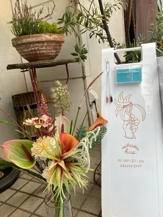 ネイル nailsalon　hue所属・小山 羽奈のネイルデザイン