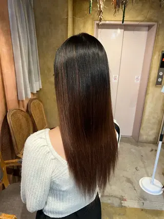 ロング ともざねゆか UniQ/岡山駅のヘアスタイル