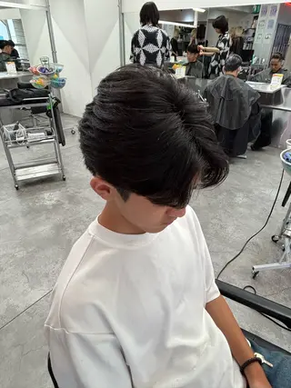 メンズ メンズ特化✨️ 韓国風パーマ🔥一八のヘアスタイル