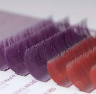 マツエク・マツパ E.m.u..所属・E.m.u.. エミュのマツエク・マツパデザイン