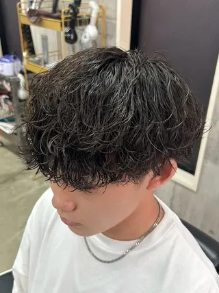 ミディアム 👑パーマの王様👑 【メンズ専門店】のヘアスタイル