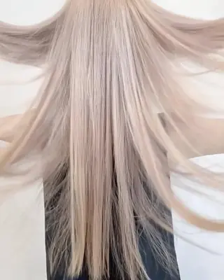 ミディアム カラー ハイトーン特化サロン 代表　中谷蓮のヘアスタイル