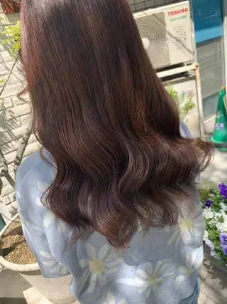 カラー ヤマダ サクラのヘアスタイル