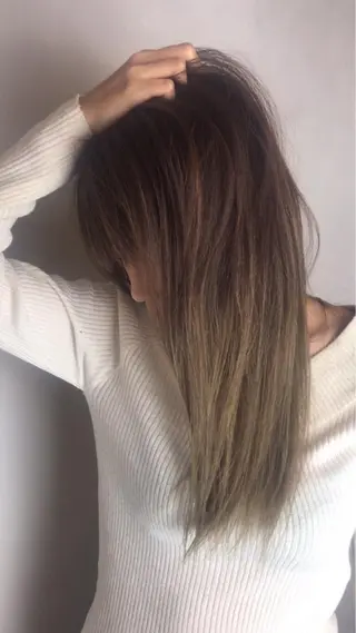 ロング カラー L’atelier BROCANTE （ラトリエ　ブロカント）所属・BROCANTE立川 karasawa.nのヘアスタイル