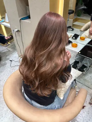 ロング Kanami/韓国風 /艶カラーのヘアスタイル