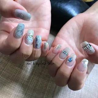 セミロング ネイル ツメトマツゲ .のネイルデザイン