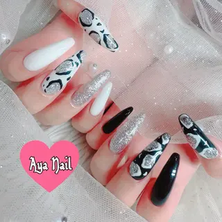 ロング Aya Nailのネイルデザイン