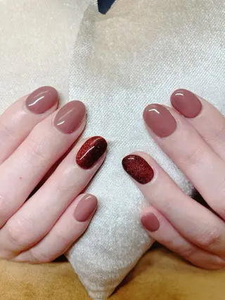 ネイル ECLAT エクラ所属・寺山 千鶴のネイルデザイン