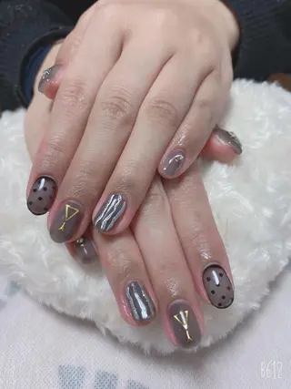 ネイル The Best Beauty受付担当のヘアスタイル