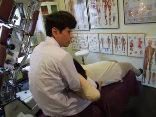 ピュアプロポーション美容整体カイロ院所属・🟢美姿勢/肩こり/ 腰痛/整体師水野🟢のエステ・リラクイメージ