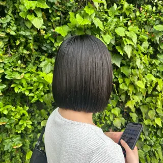ミディアム 古澤 優香のヘアスタイル