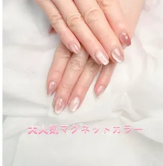 ネイル pink ladyサロン所属・べ にのネイルデザイン