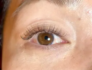 マツエク・マツパ E'RICADONNA 南森町店所属・リッカドンナ南森町店 こばたまりんのマツエク・マツパデザイン