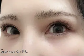 マツエク・マツパ GRANDGIRL所属・ヨシダ セリナのマツエク・マツパデザイン