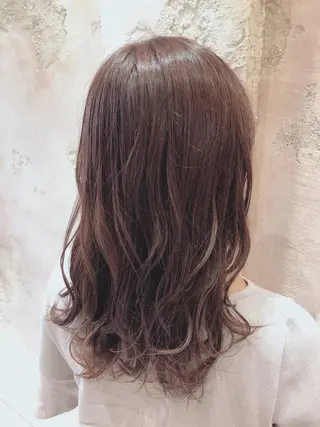 ミディアム 代表山口ひな 髪質改善のプロのヘアスタイル