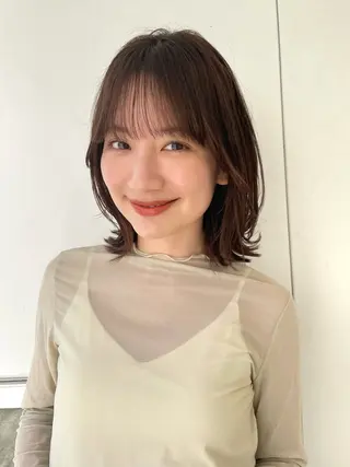 ミディアム カラー 結べるレイヤーボブ くびれLady表参道のヘアスタイル