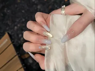 ネイル 石井 百合のネイルデザイン