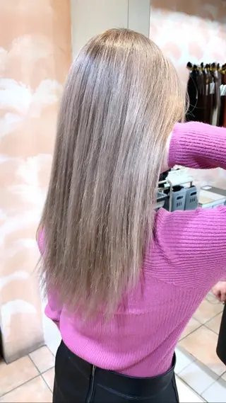 セミロング カラー パーマ ヘアアレンジ メンズ キッズ ネイル マツエク・マツパ 酸性ストレート 髪質改善大槻勇樹のヘアスタイル
