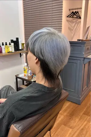 ショート カラー メンズ flower所属・原田 歩実のヘアスタイル