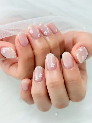 ネイル AneMone Lisaのネイルデザイン