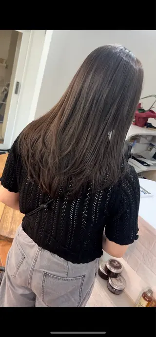 ロング カラー JEWIL SHIBUYAのヘアスタイル