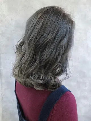 ミディアム カラー MOU namba ムウナンバのヘアスタイル