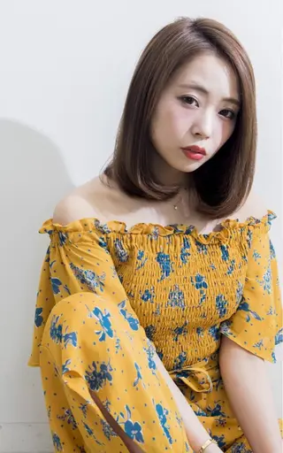 ミディアム 大久保 結加のヘアスタイル