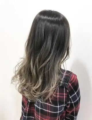 ロング 常山 篤志のヘアスタイル