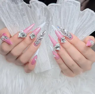 ネイル Lenie Nail Okuboのネイルデザイン