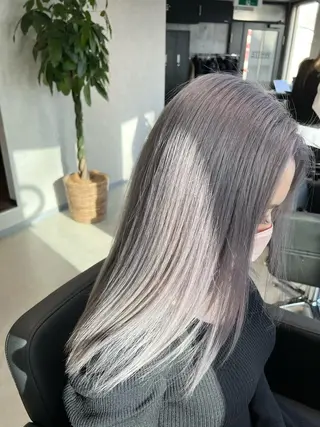 ミディアム カラー mimiiy梅田 中崎町ハイトーンのヘアスタイル