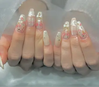 ネイル RIKO SALON所属・RIKO YUKAのネイルデザイン