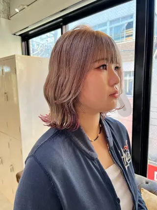 ミディアム カラー ハイトーン/レイヤー ハッシュカット/牧原のヘアスタイル