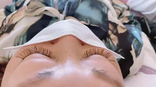 パーマ マツエク・マツパ アイブロウ 神山 ビューティー・アイのマツエク・マツパデザイン