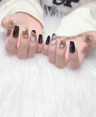 ネイル E·U·B ネイル所属・横浜市中区曙町 E·U·Bネイルのネイルデザイン