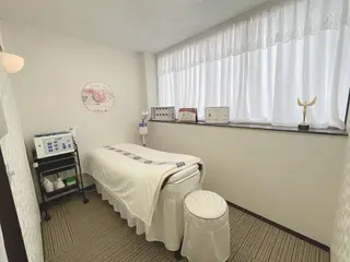 TUBOMI所属・関 久美子のエステ・リラクイメージ